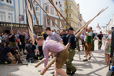 Maibaumaufstellen 2018